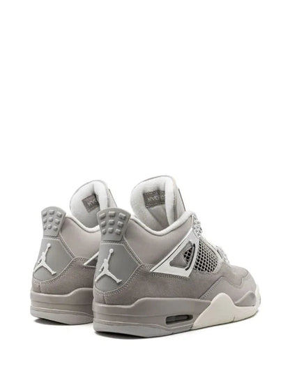 Air Jordan 4 "Frozen"